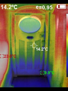 A thermal camera image of the inside of a front door